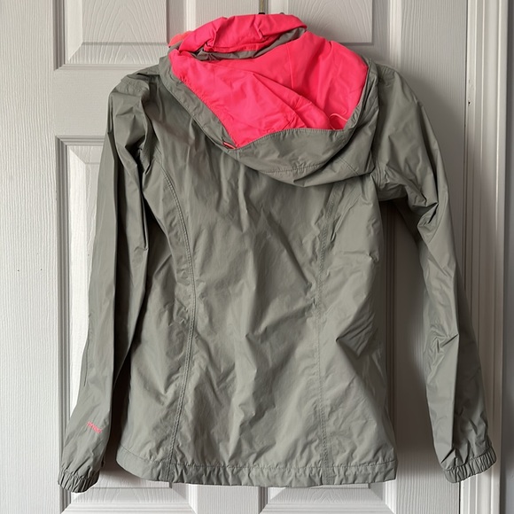 Northface raincoat - Picture 2 of 2
